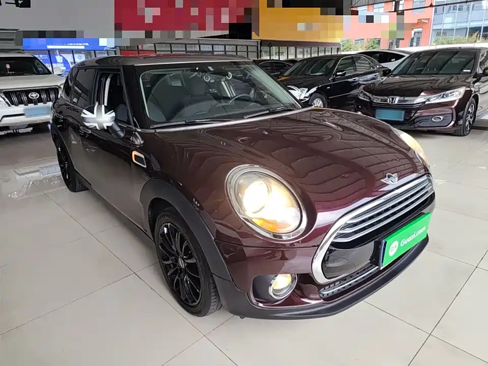 MINI CLUBMAN