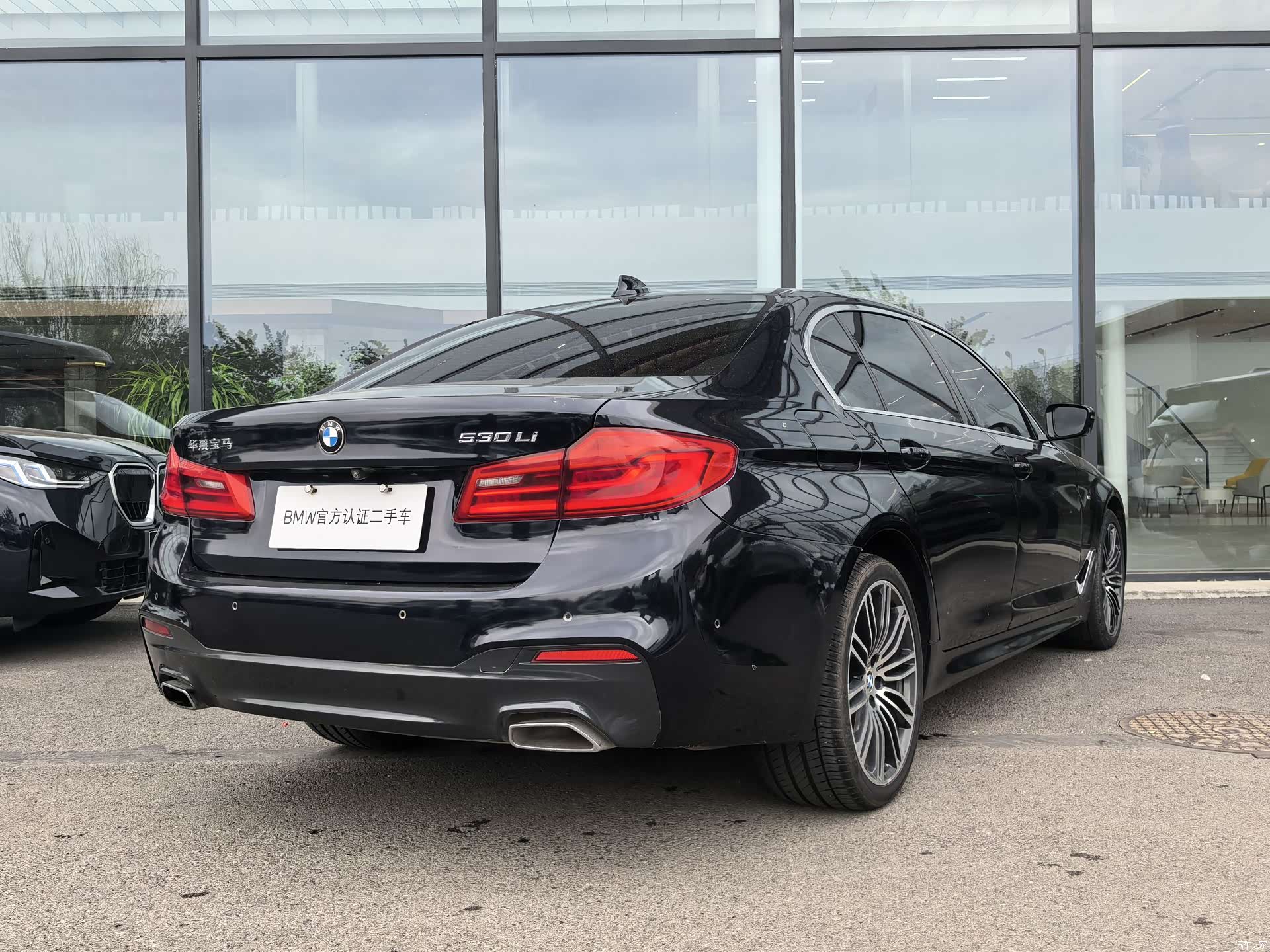 BMW 5 Series, 2019 все фото