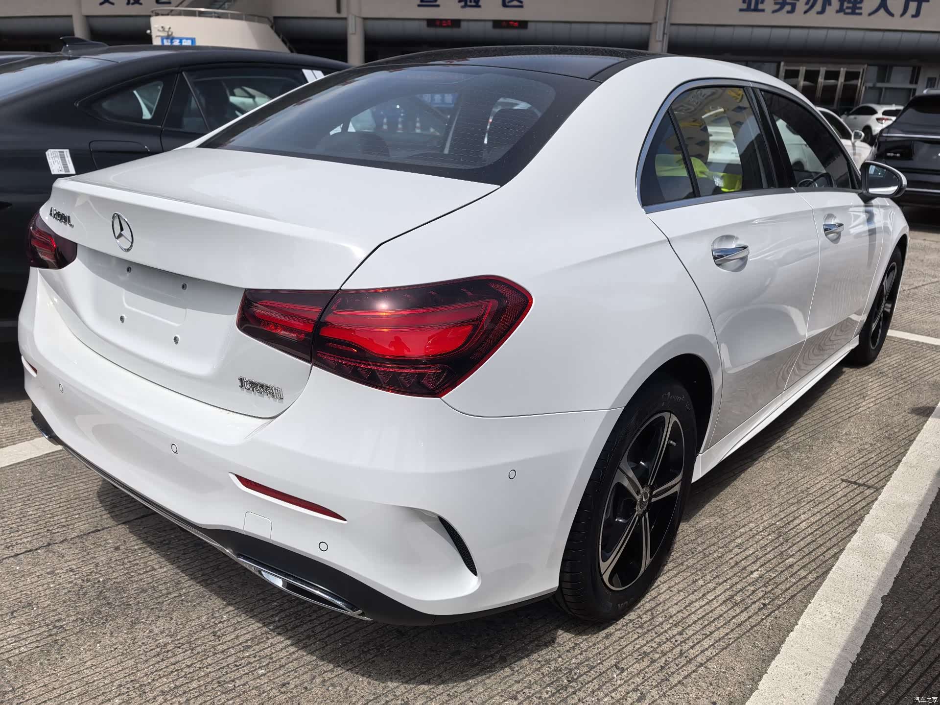 Mercedes-Benz A-Class, 2025 11