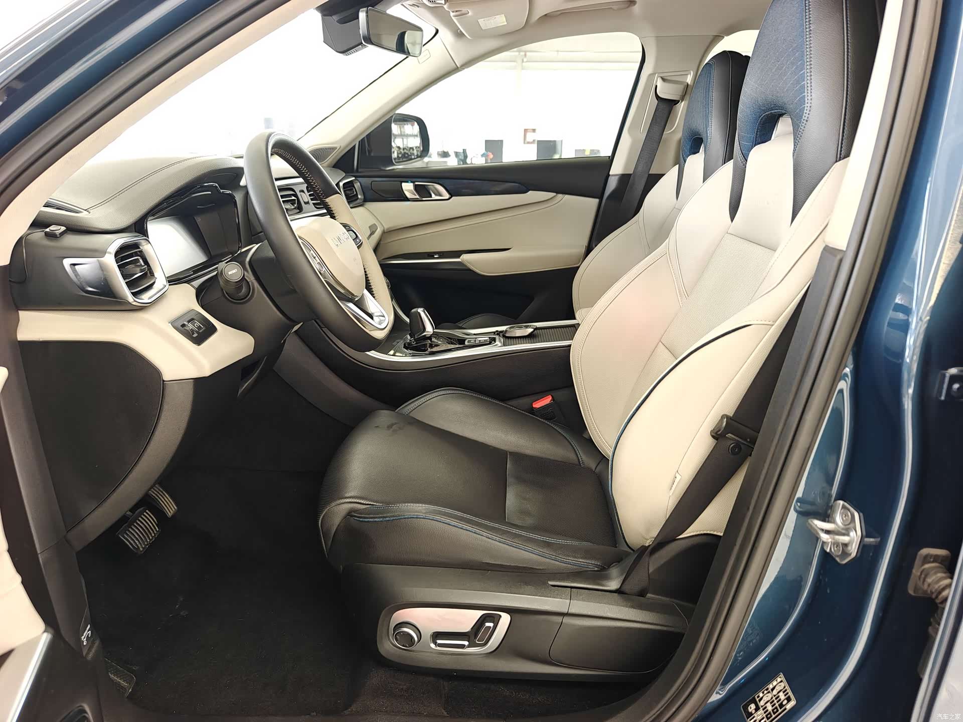 Lynk & Co 01, 2020 11