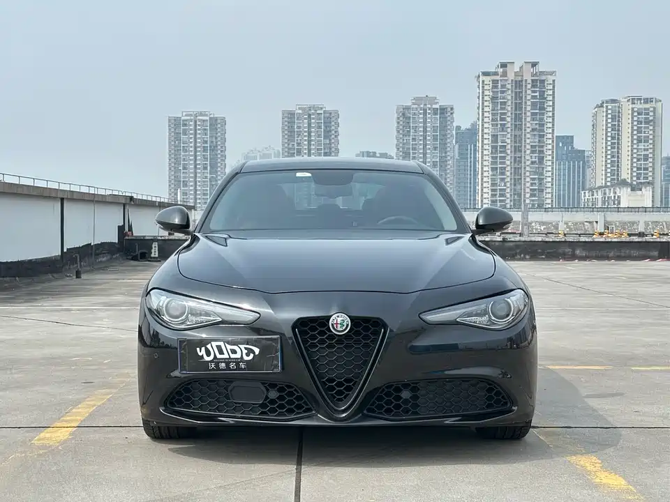Alfa Romeo Giulia