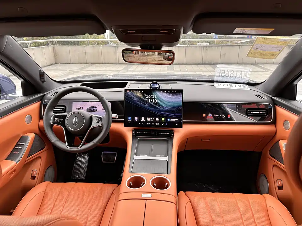 AITO Ask the world M7