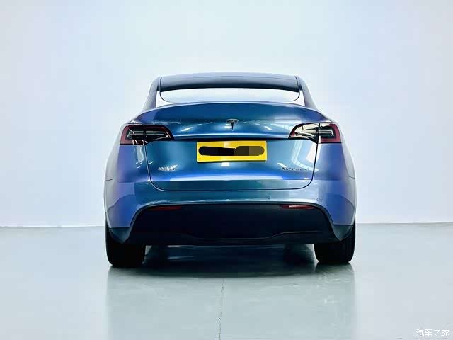 Tesla Model Y, 2023 8