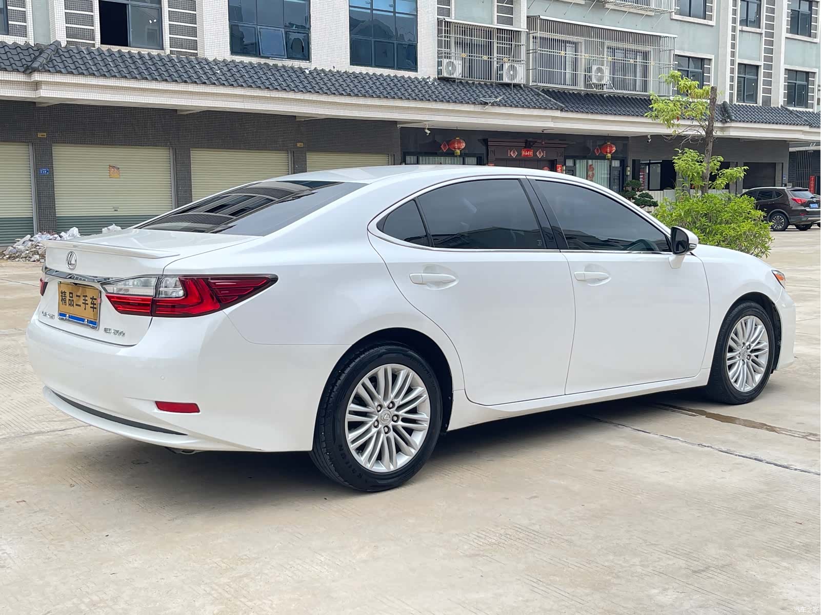 Lexus ES, 2016 6