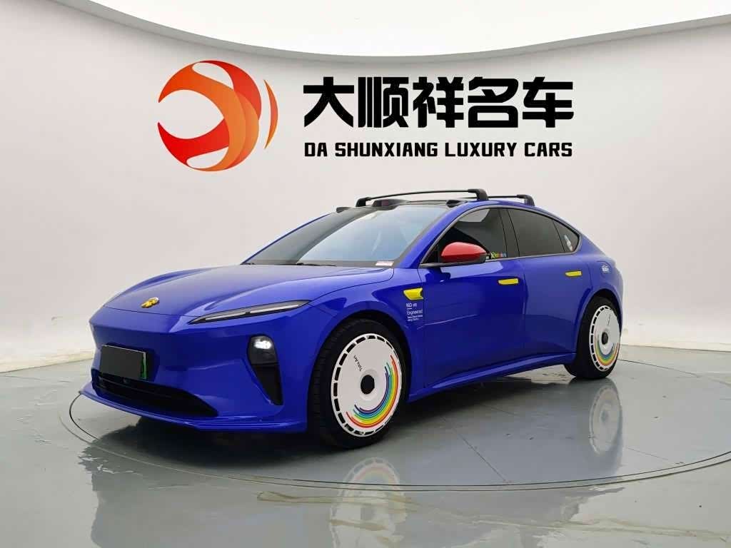 NIO ET5