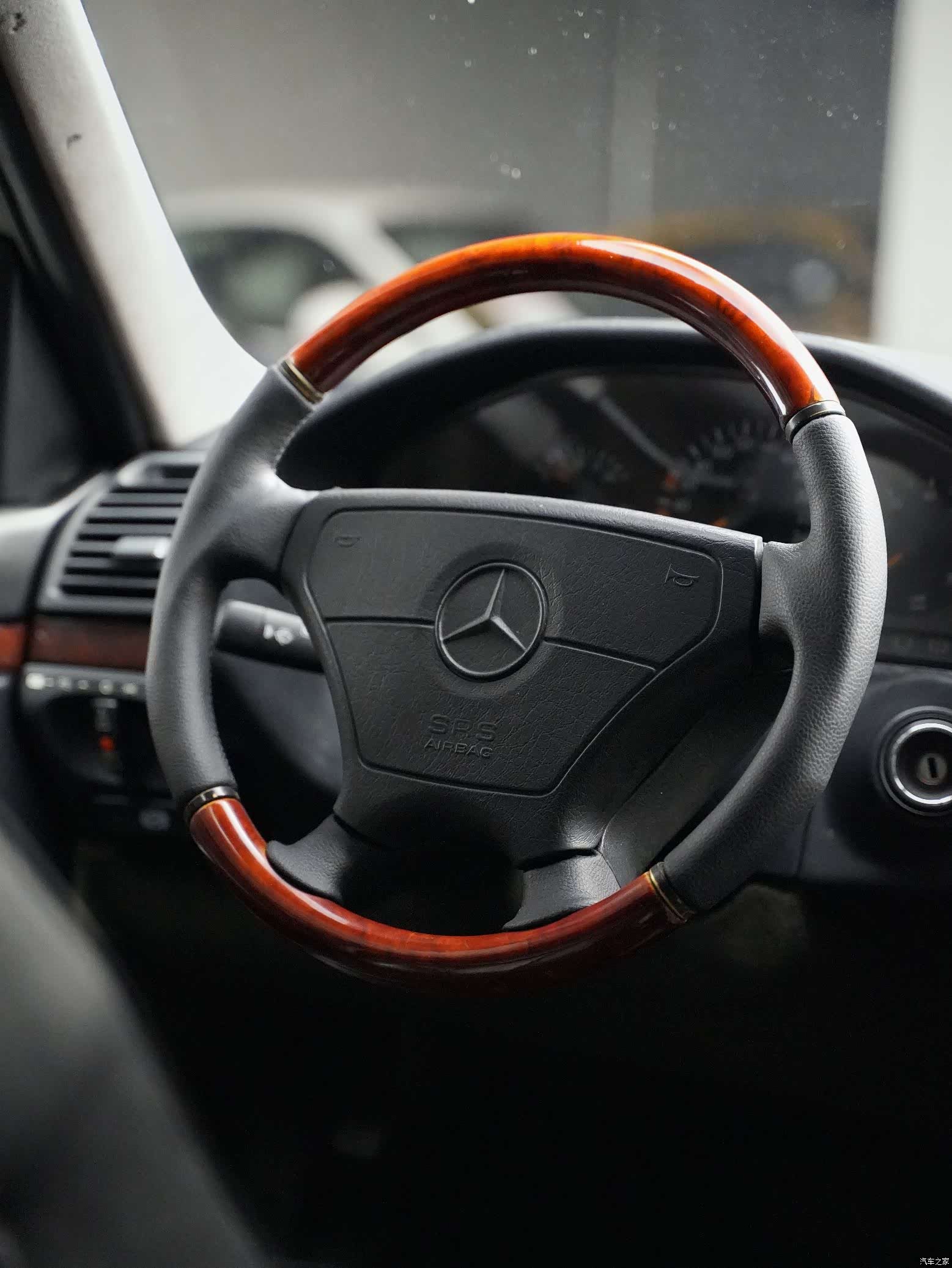 Mercedes-Benz S-Class, 1997 9