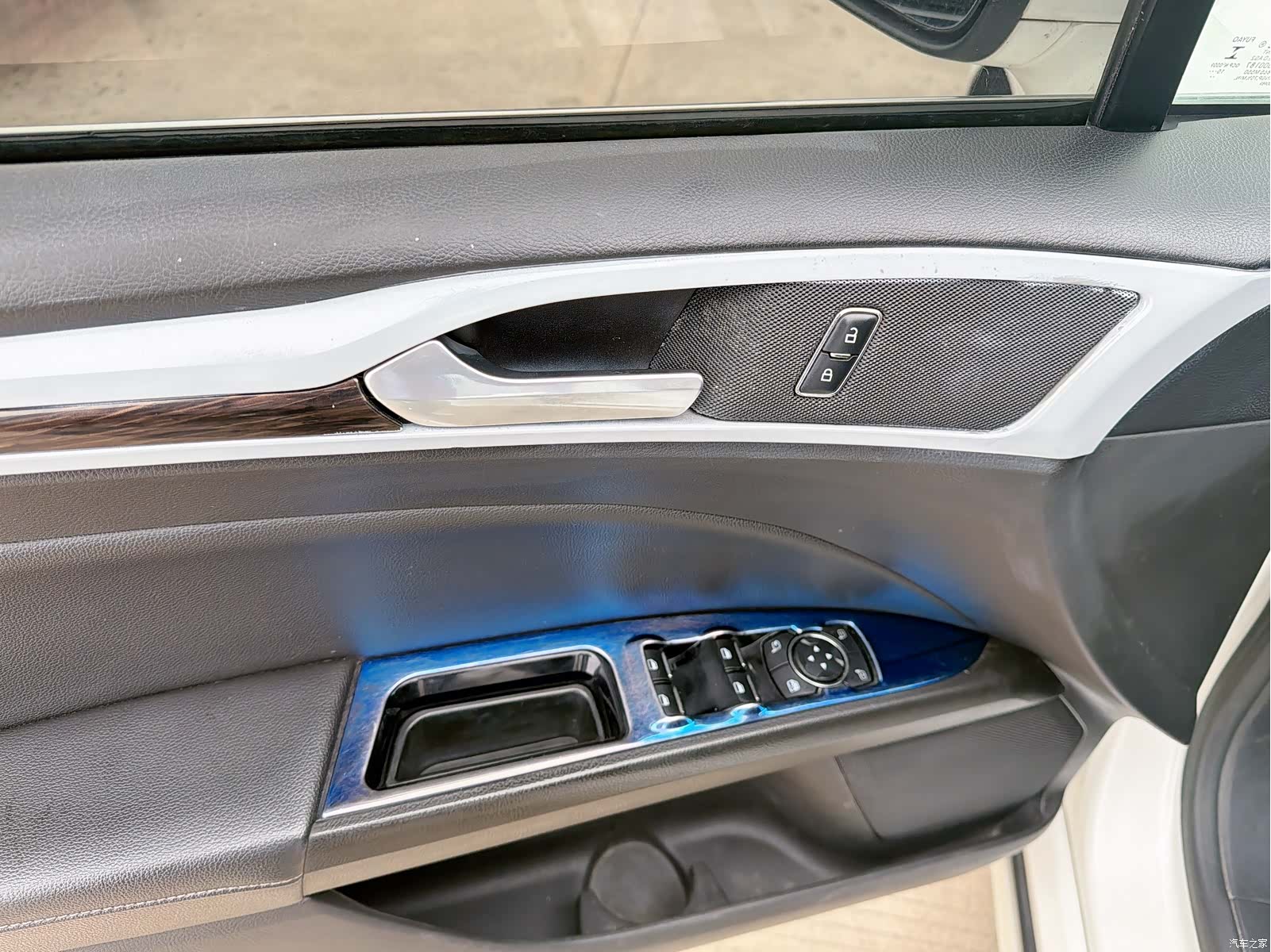 Ford Mondeo, 2016 10