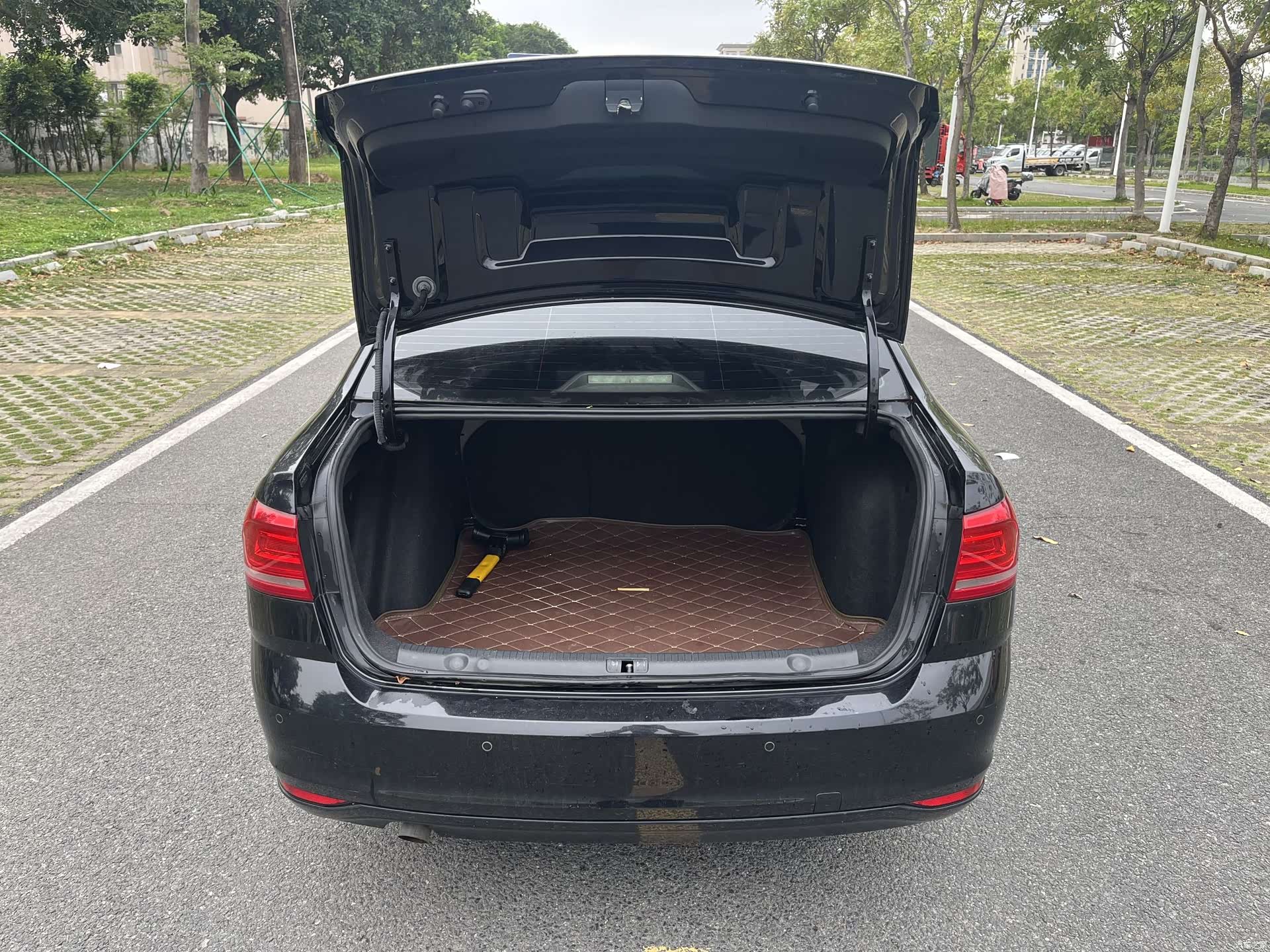 Volkswagen Lavida, 2016 15