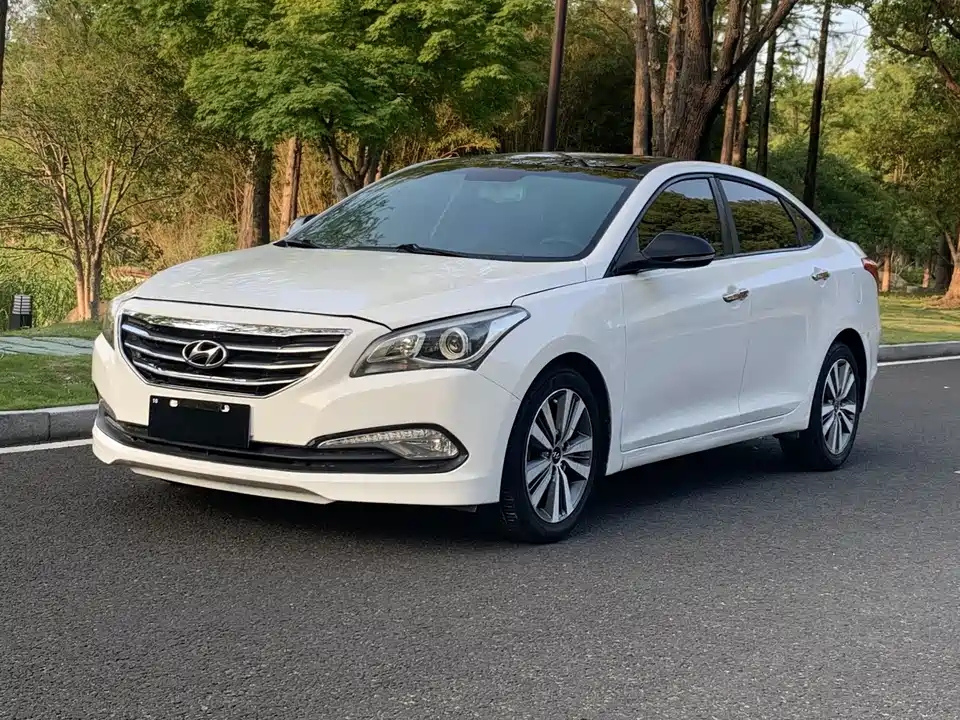 Hyundai Name picture