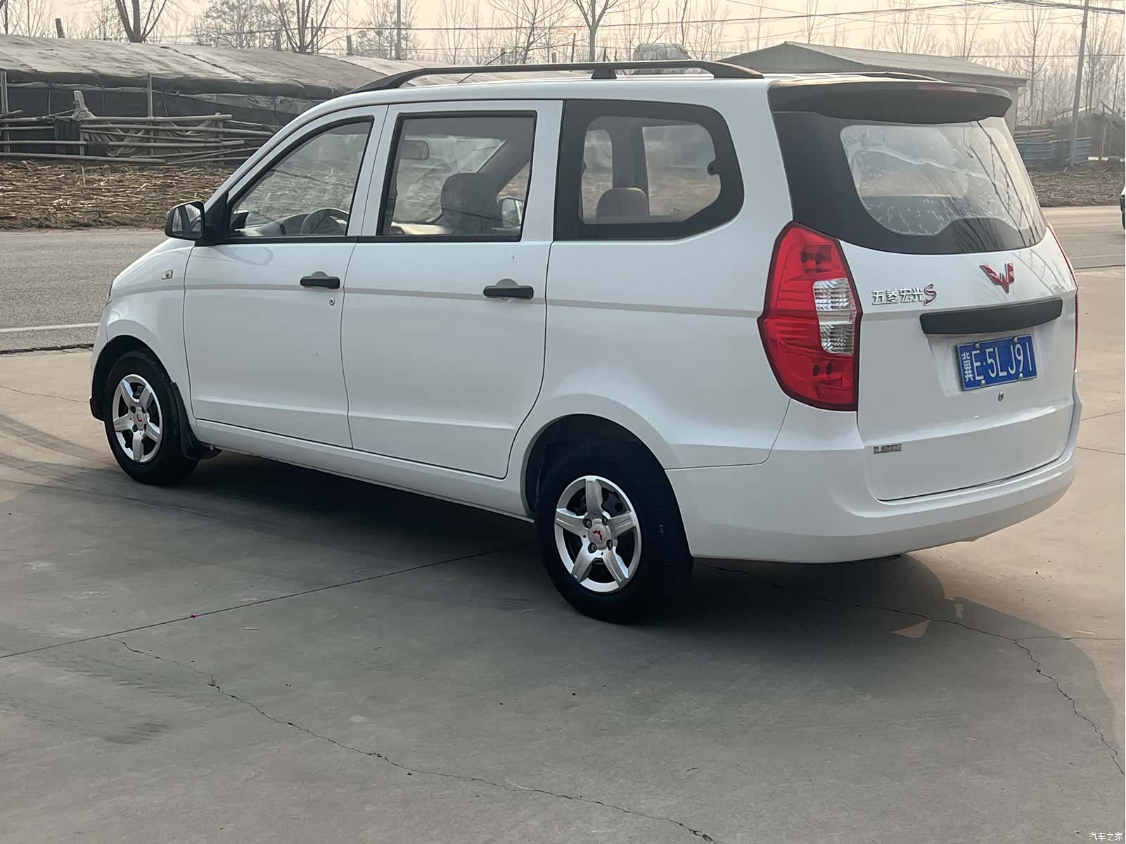 Wuling Hongguang, 2017 6