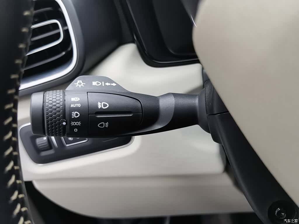 Lynk & Co 01, 2018 21