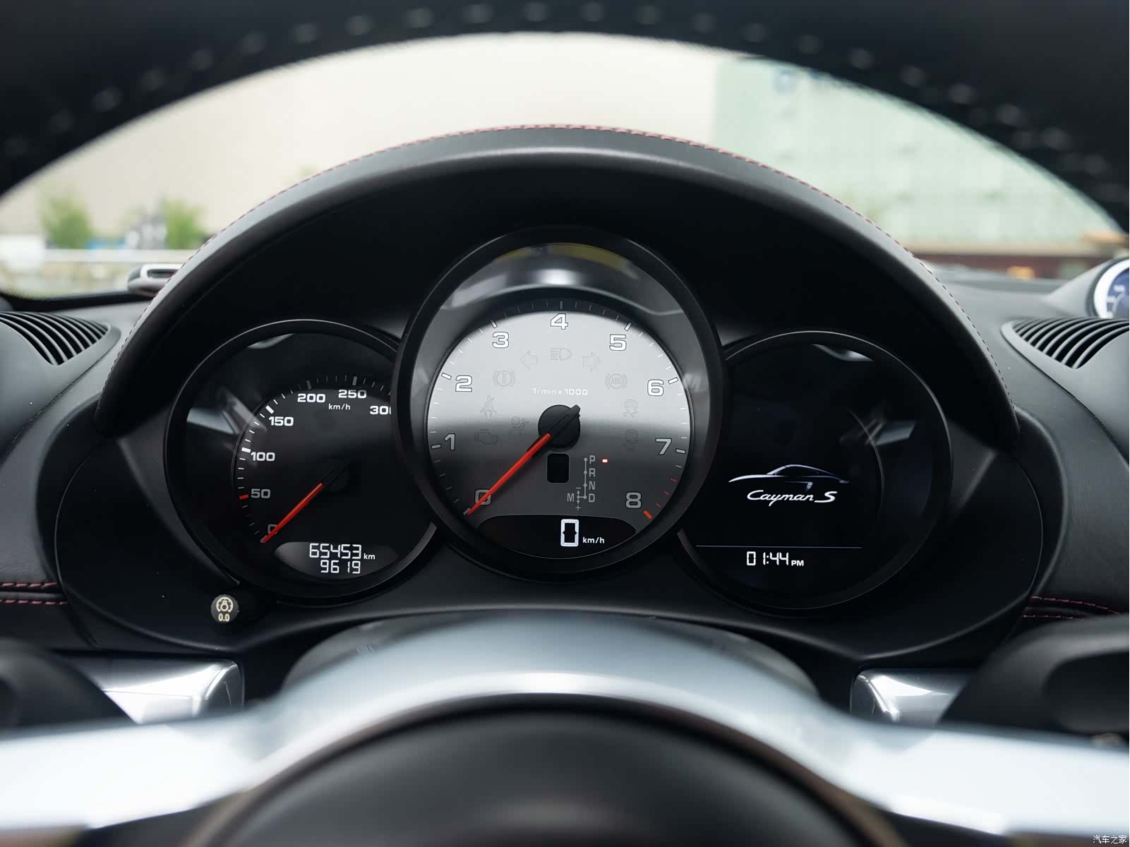 Porsche Cayman, 2018 10