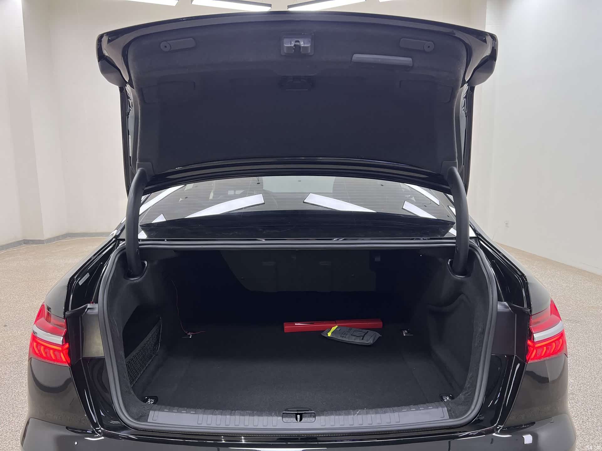 Audi A6L, 2022 27