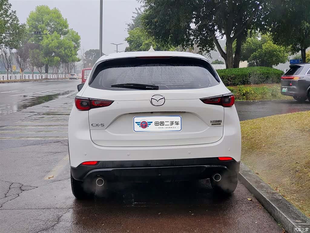 Mazda CX-5, 2023 все фото