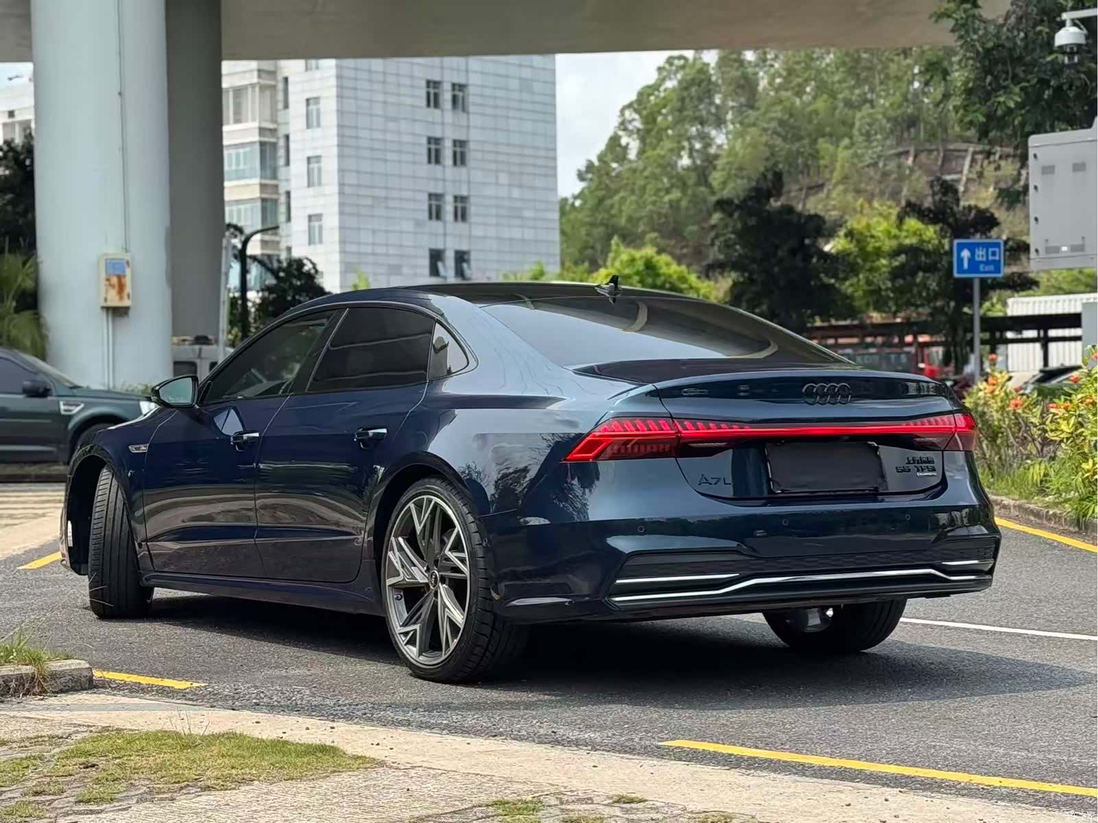 Audi A7L, 2022 4