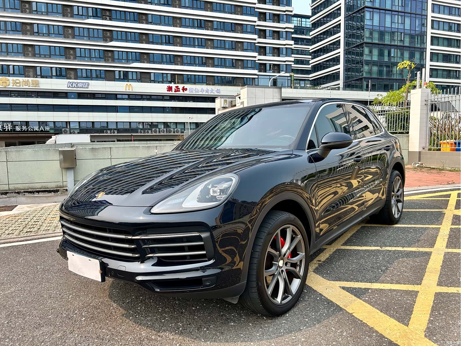 Porsche Cayenne, 2022 1