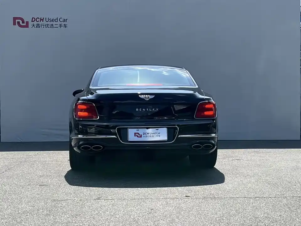 Bentley Flying