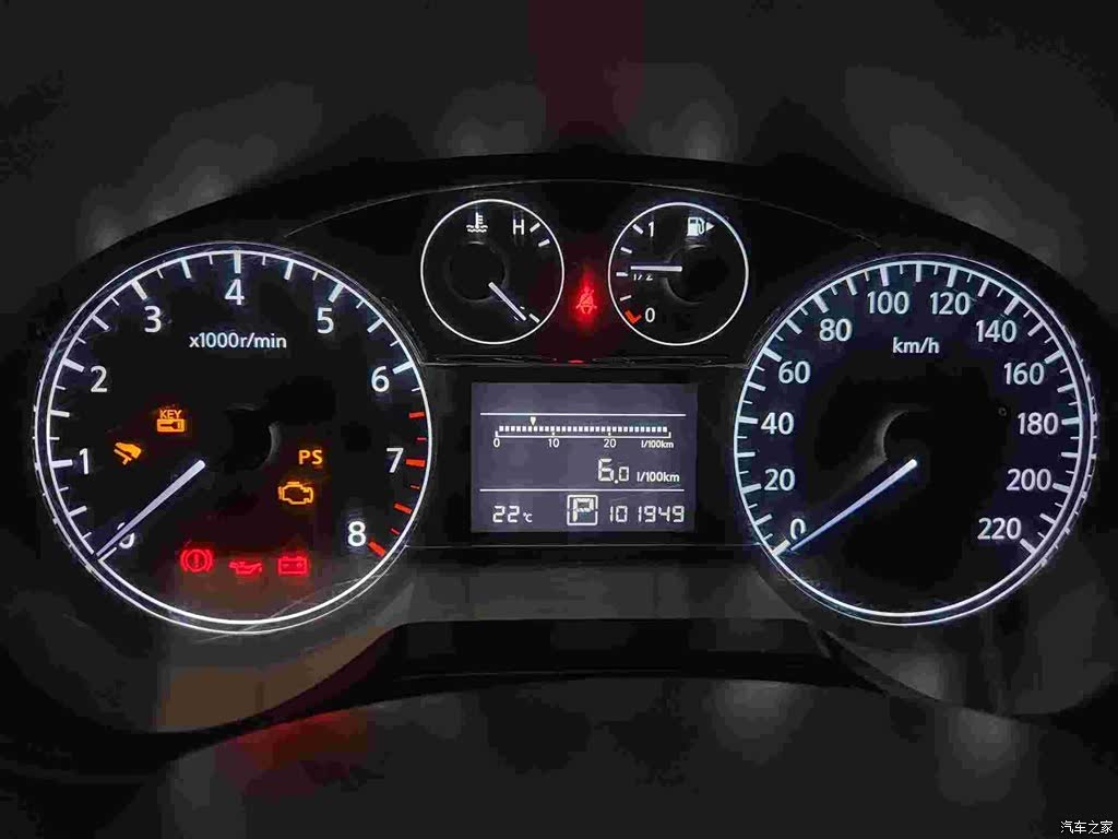 Nissan Tiida, 2014 17