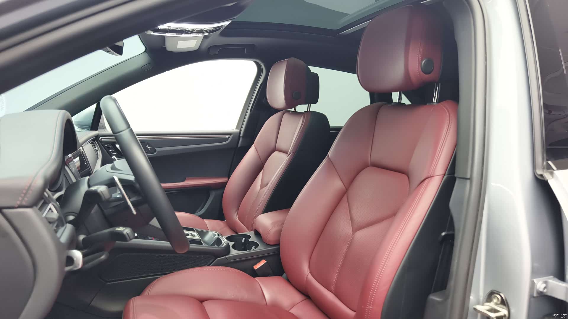 Porsche Macan, 2022 13