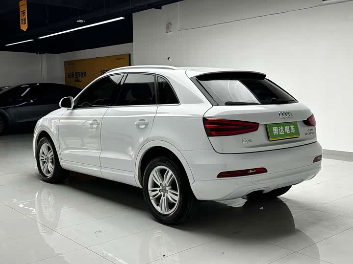 Audi Q3 2015 35 TFSI Комфорт