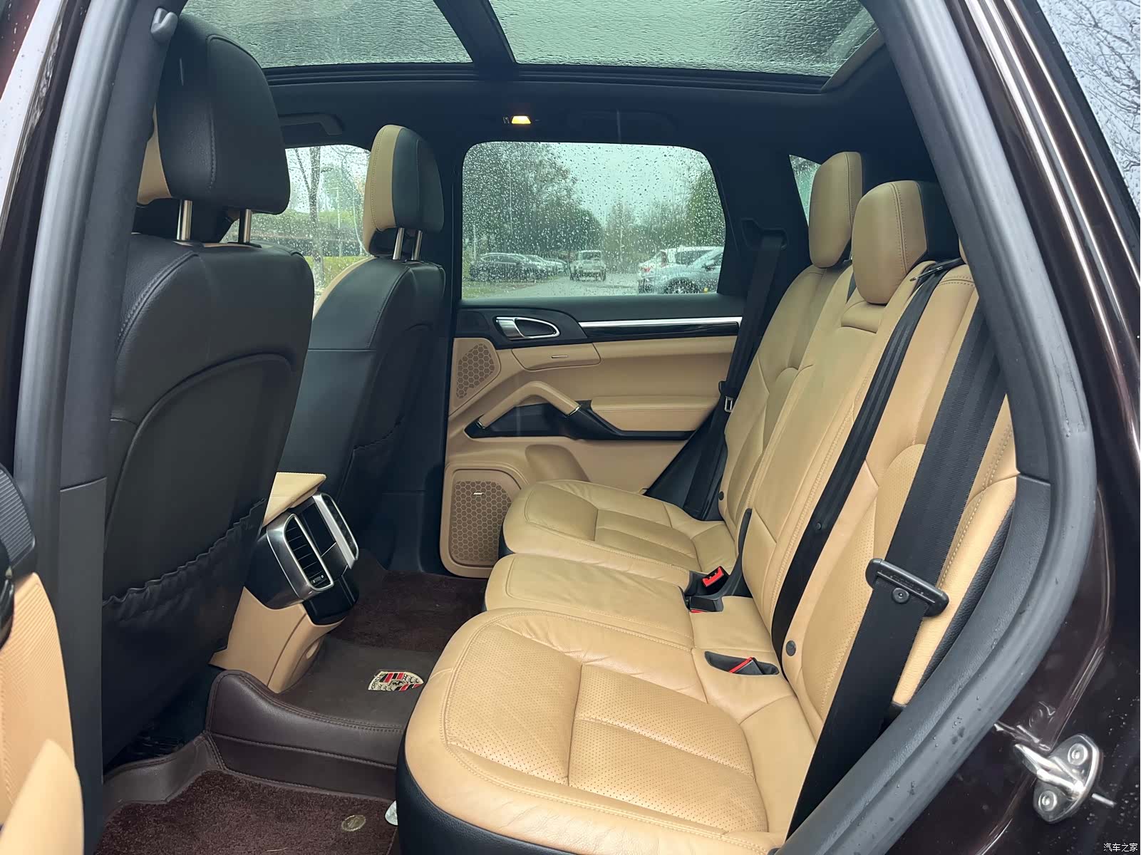 Porsche Cayenne, 2015 9
