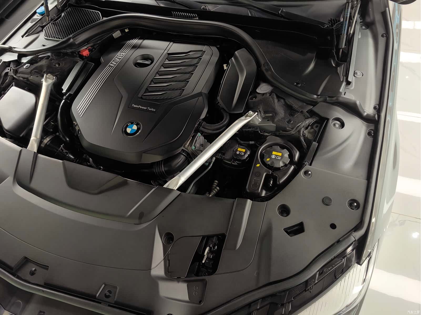 BMW 7 Series, 2021 26