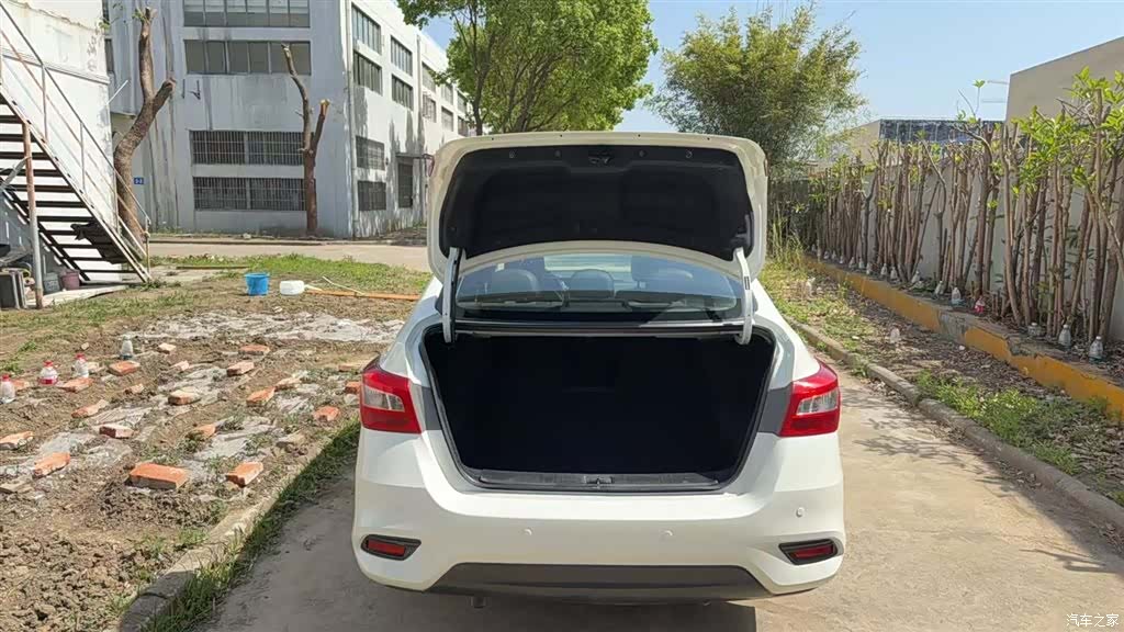 Nissan Sylphy, 2016 7