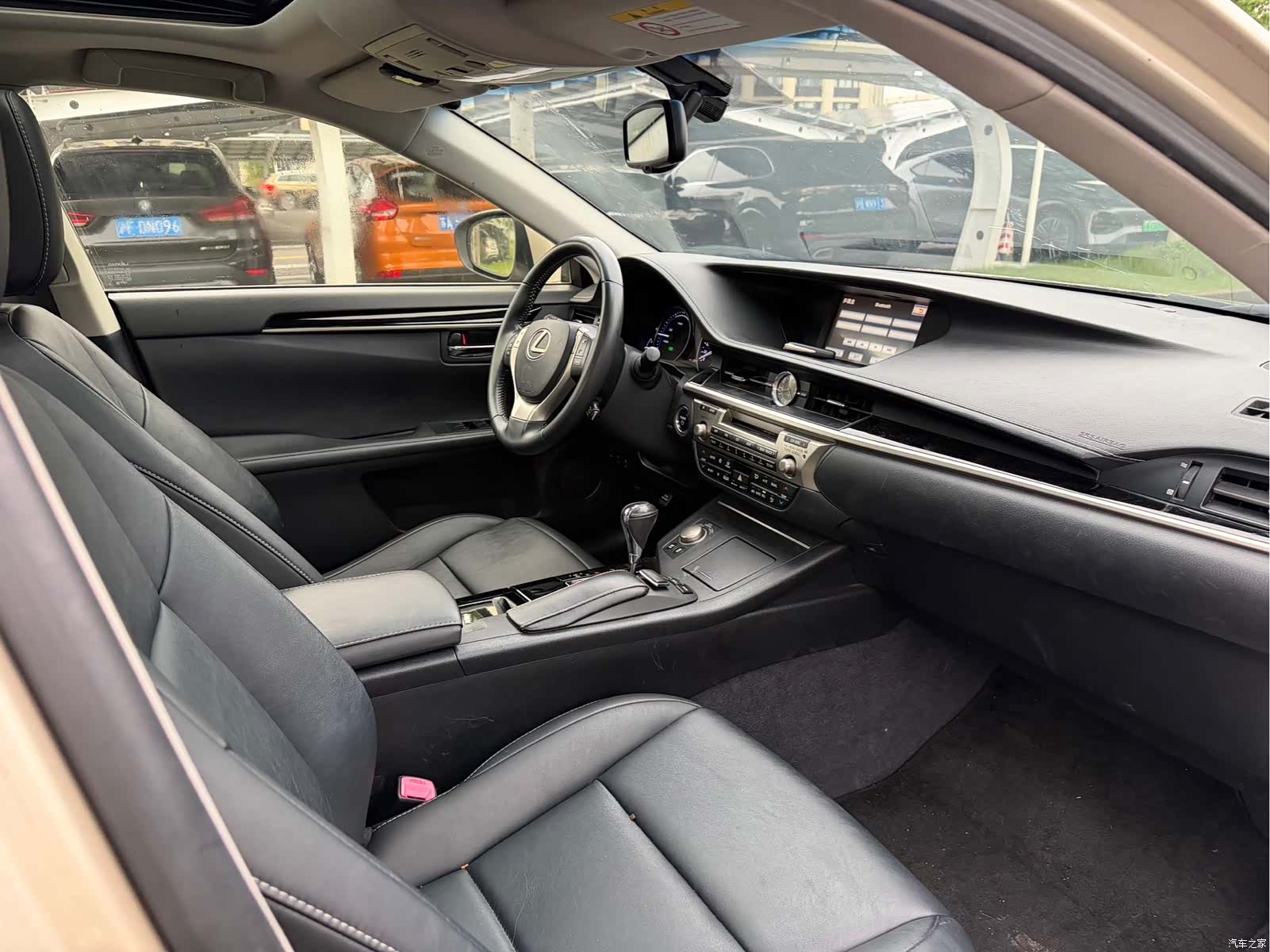 Lexus ES, 2015 15