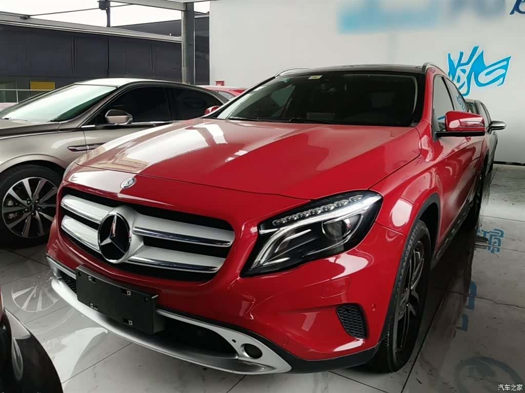 Mercedes-Benz GLA