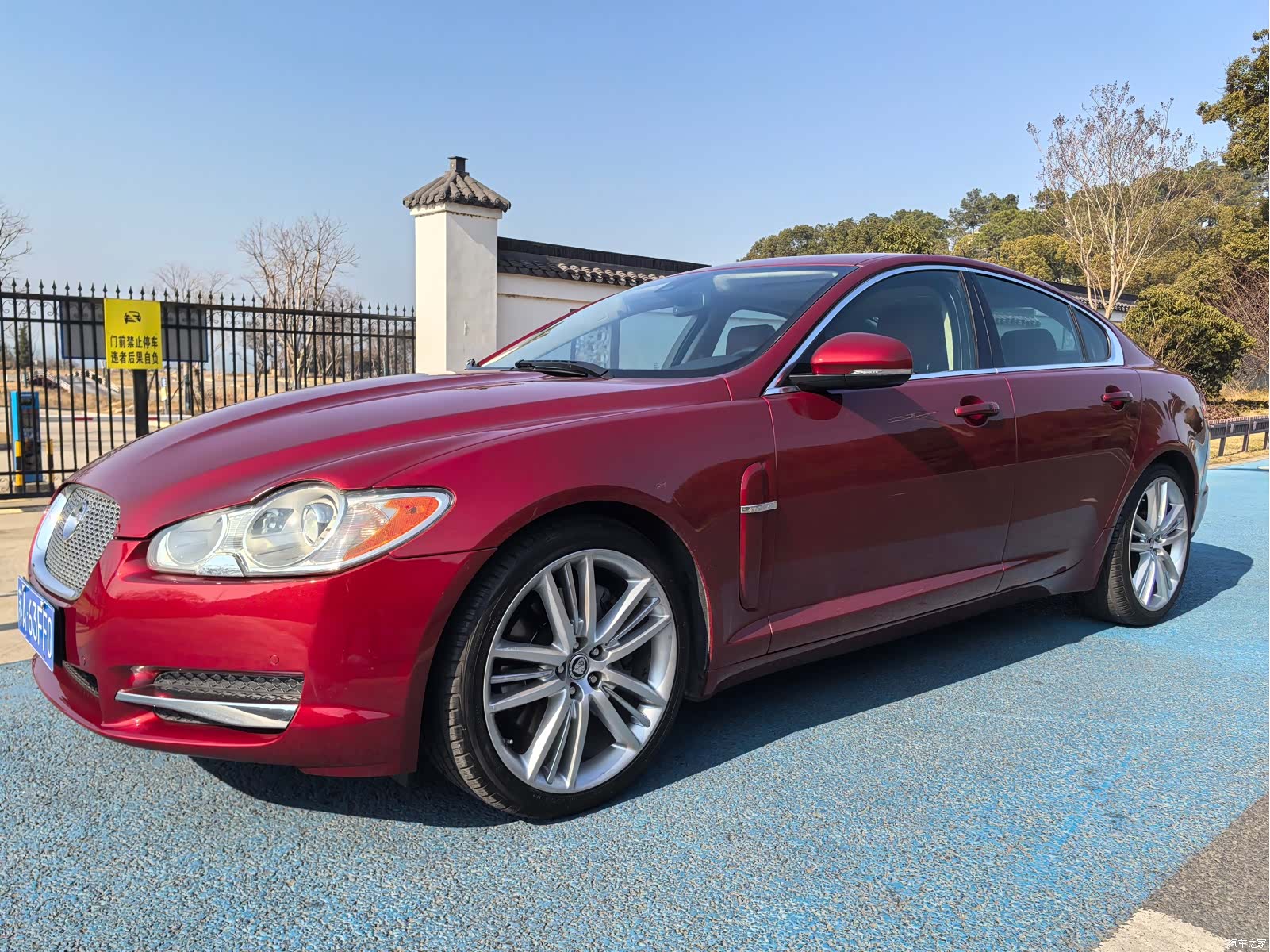 Jaguar XF, 2013 4
