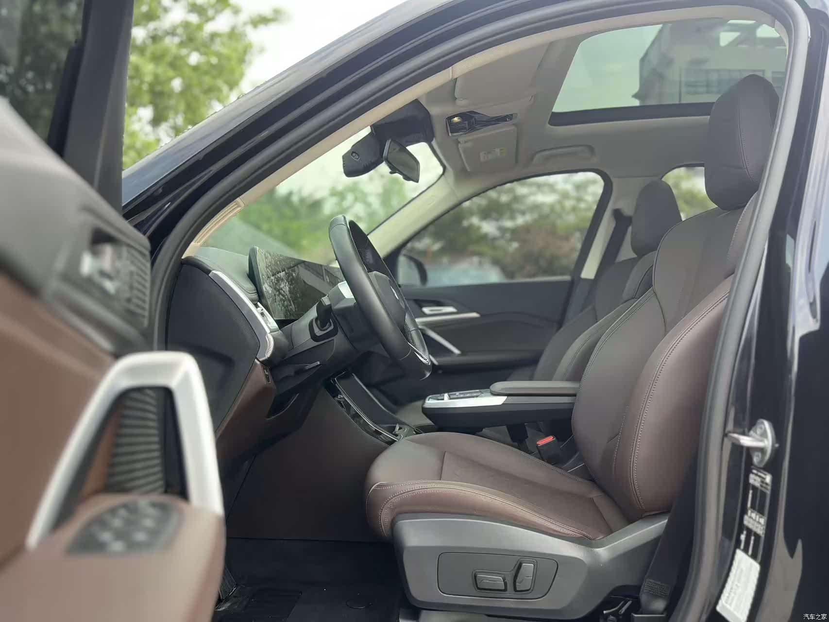 BMW X1, 2024 все фото