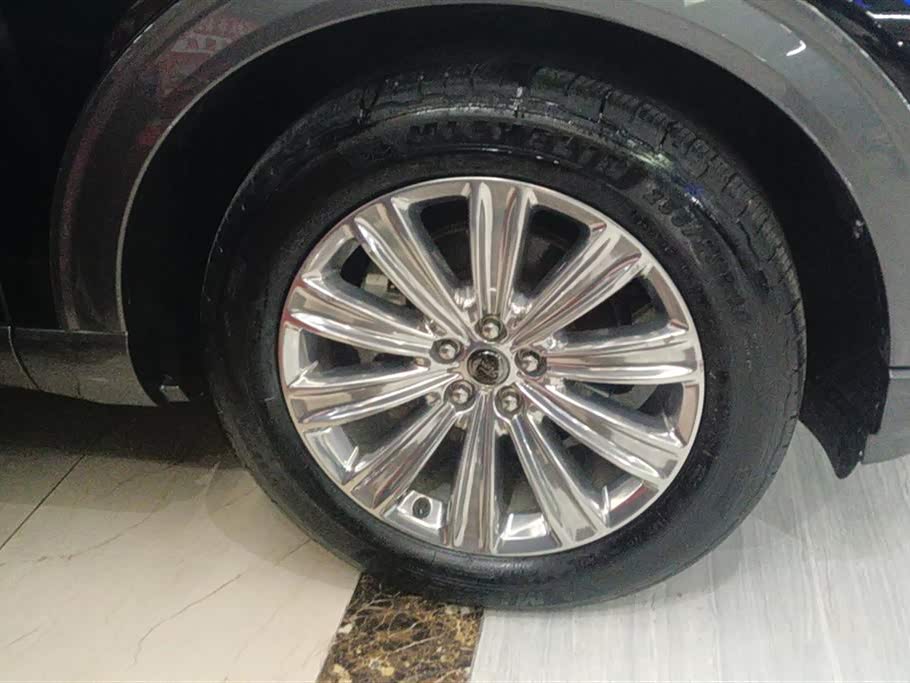 Ford Explorer Ford Explorer