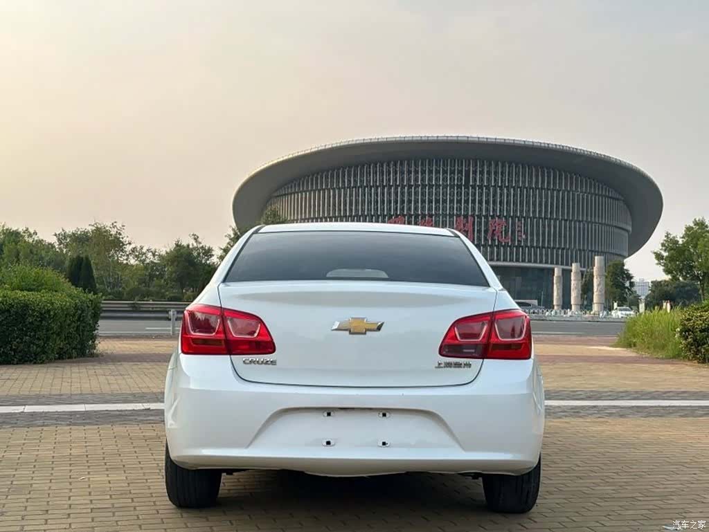 Chevrolet SL, 2015 все фото