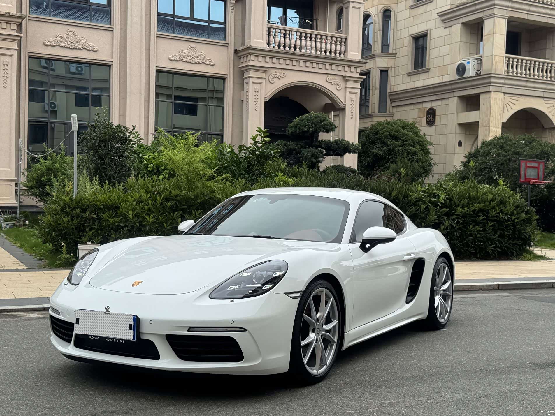 Porsche Cayman