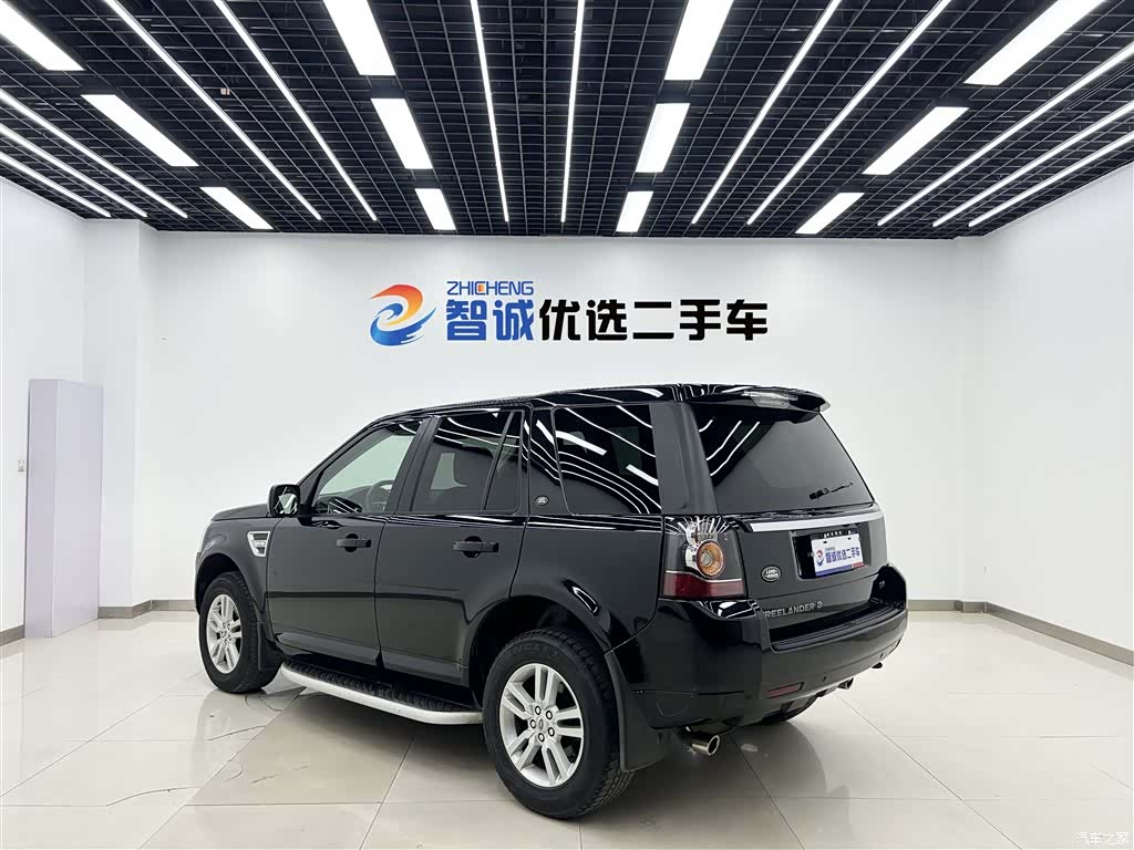 Land Rover Si4, 2013 21