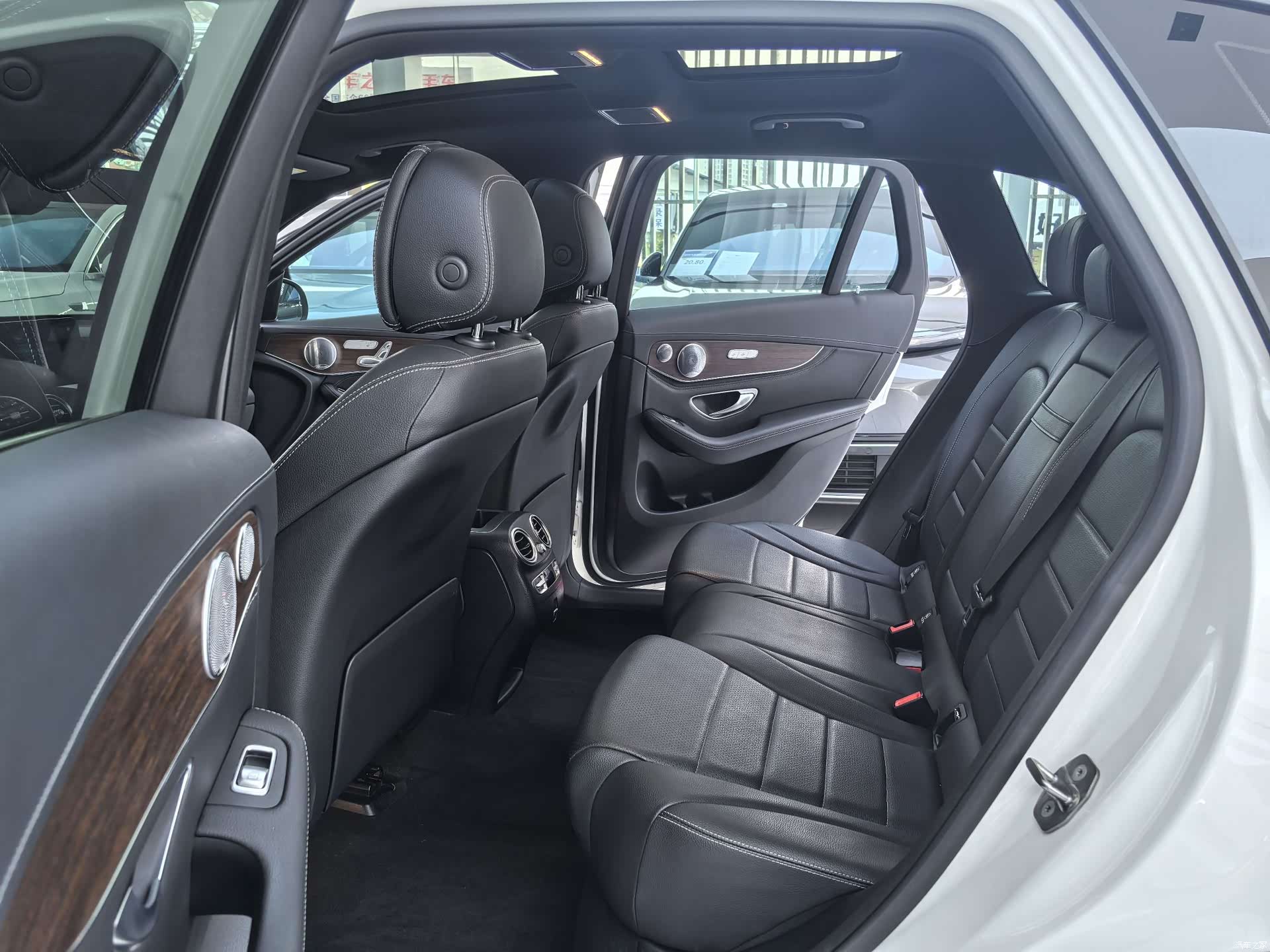 Mercedes-Benz GLC, 2020 9
