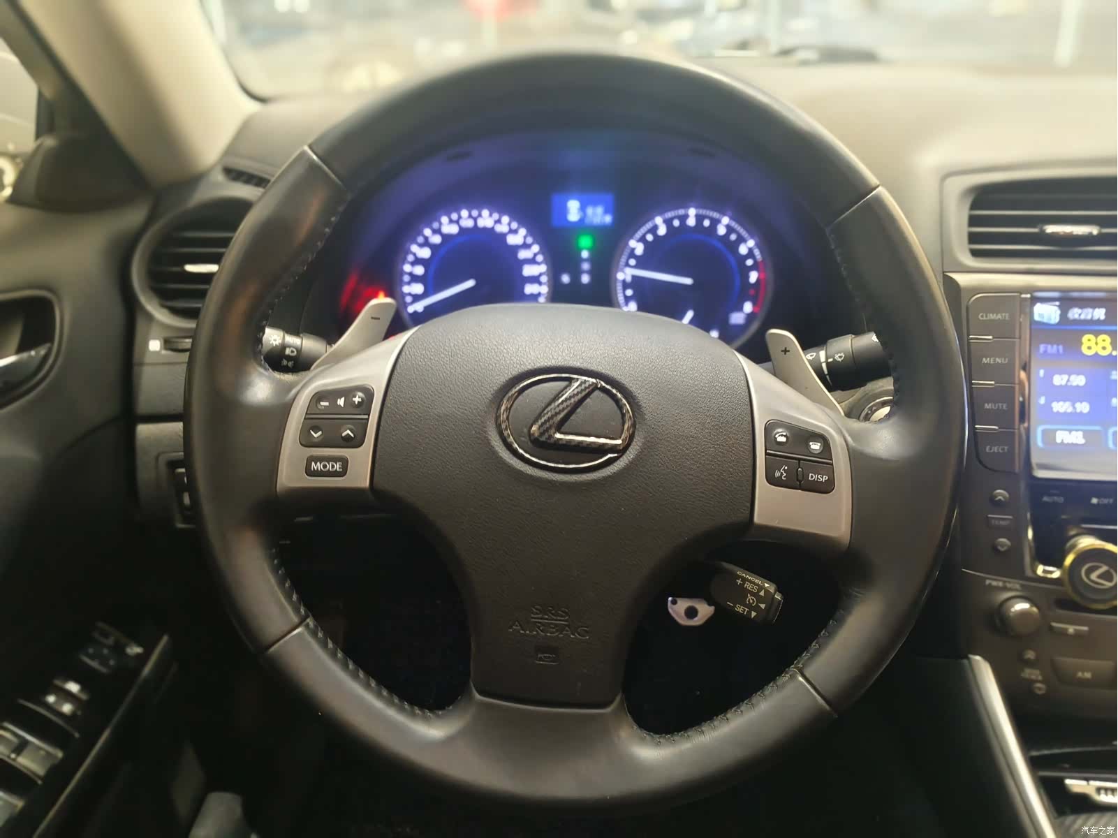 Lexus IS, 2012 6