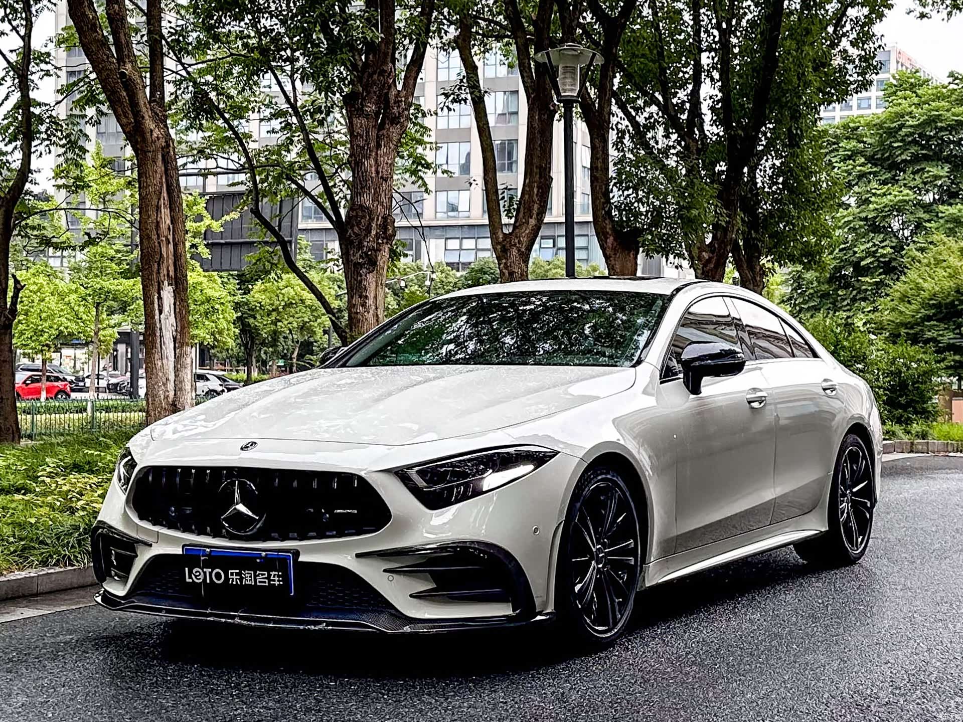 Mercedes-Benz CLS
