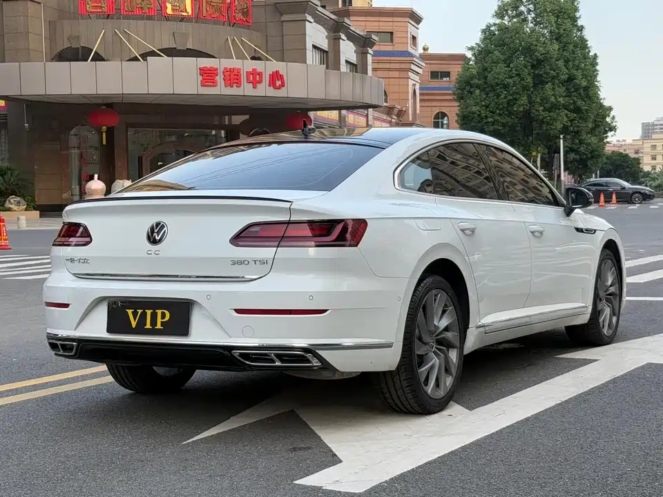 Volkswagen CC