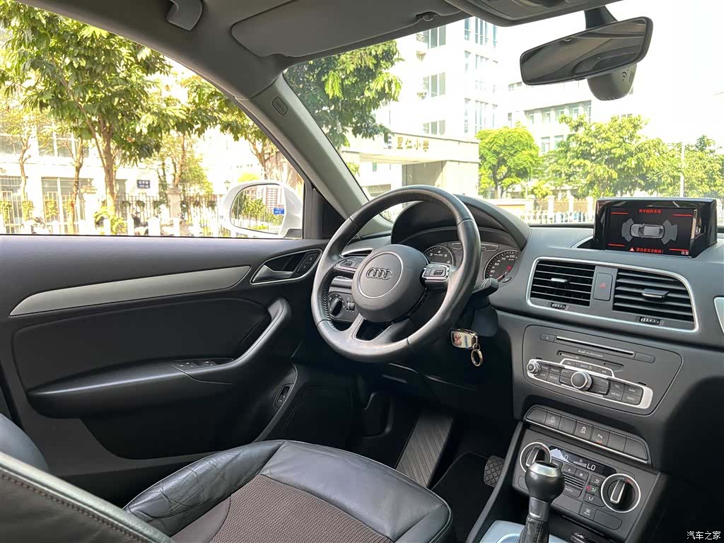 Audi Q3, 2018 12