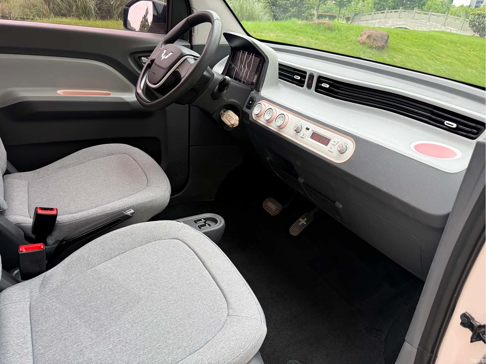 Wuling MINIEV, 2022 6