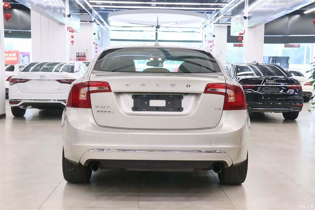Volvo S60, 2017 4