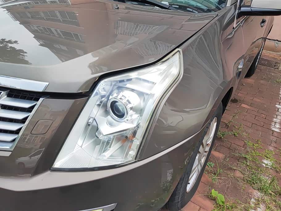 Cadillac SRX