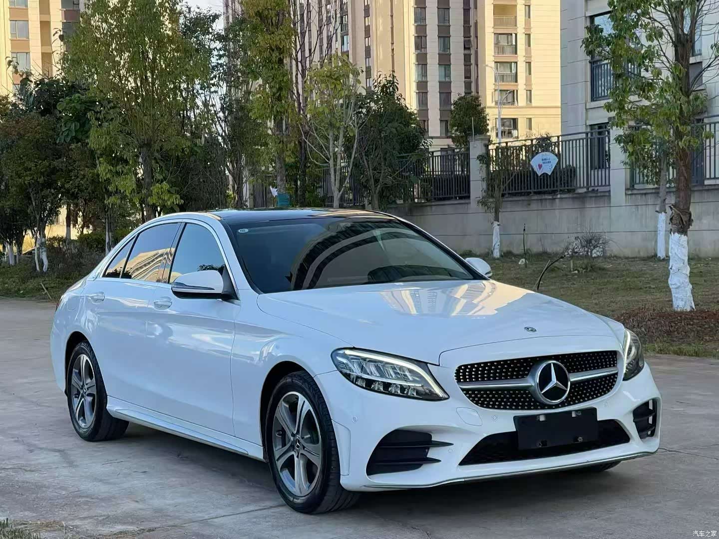 Mercedes-Benz C-Class, 2021 3