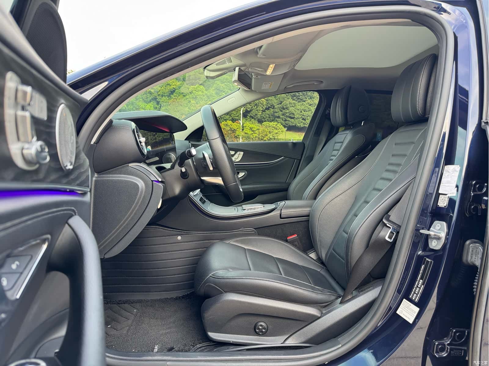 Mercedes-Benz E-Class, 2019 14