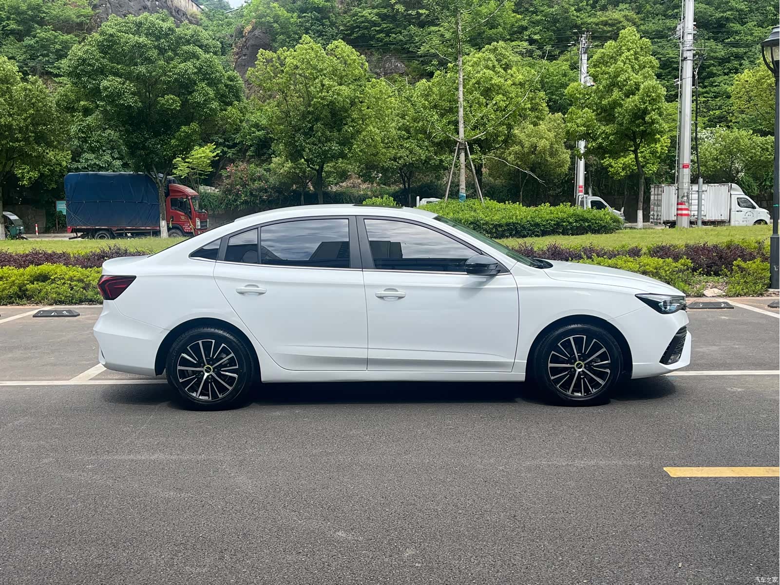 Roewe i5, 2022 7