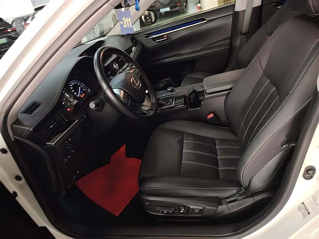Lexus ES, 2016 15