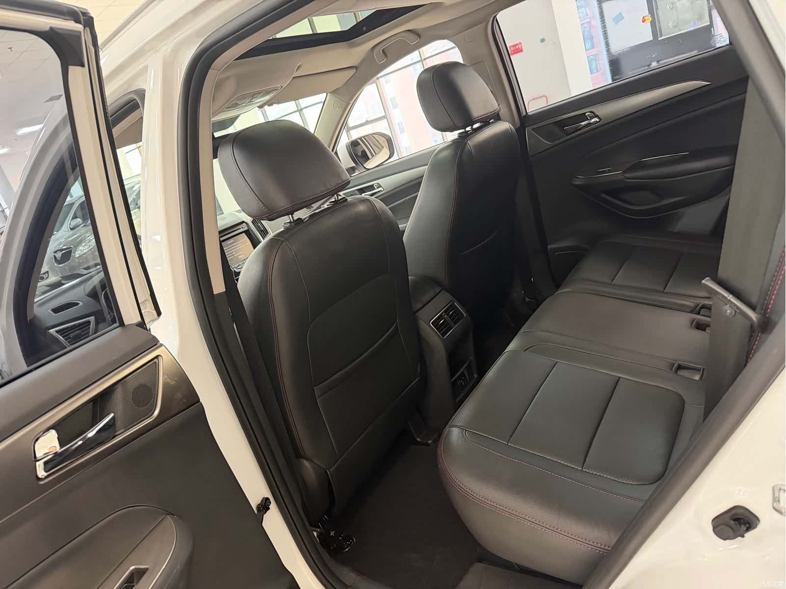 Changan CS75, 2015 8