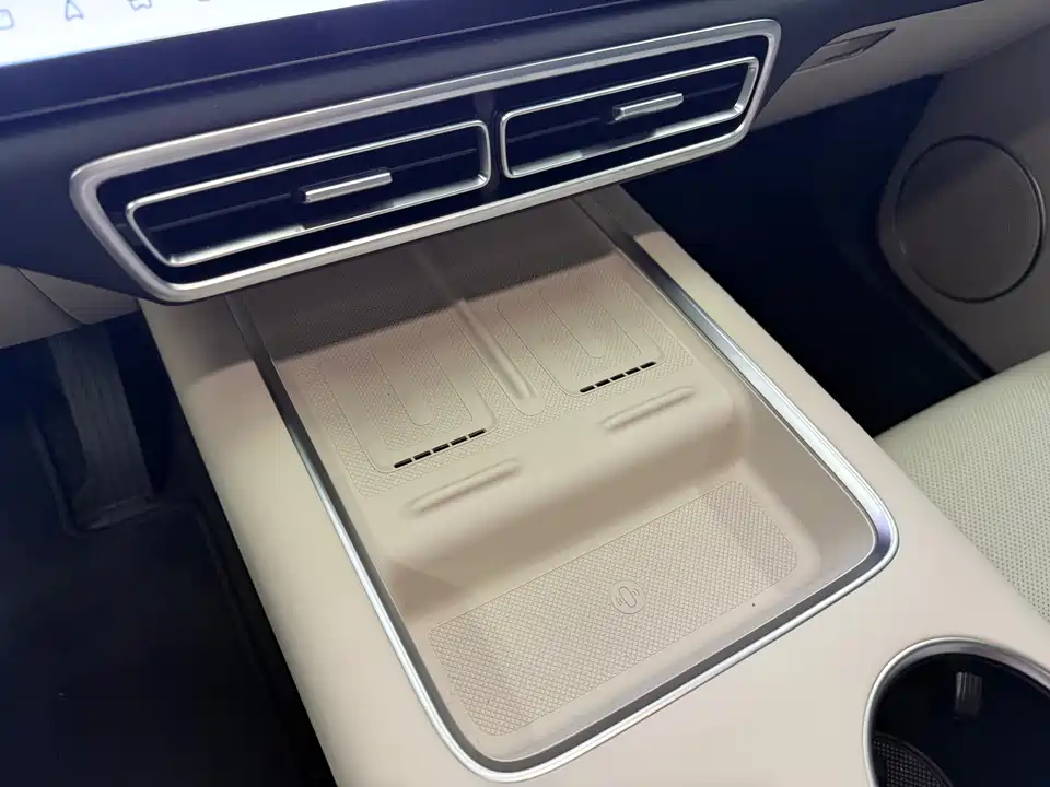 Li Auto Ideal L7