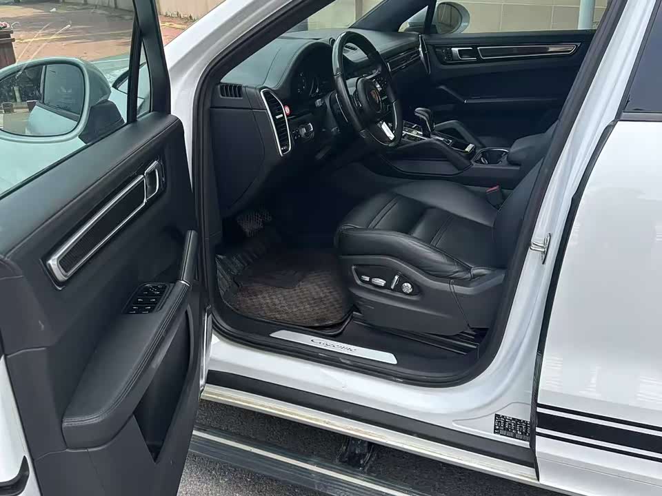 Porsche Cayenne Porsche Cayenne